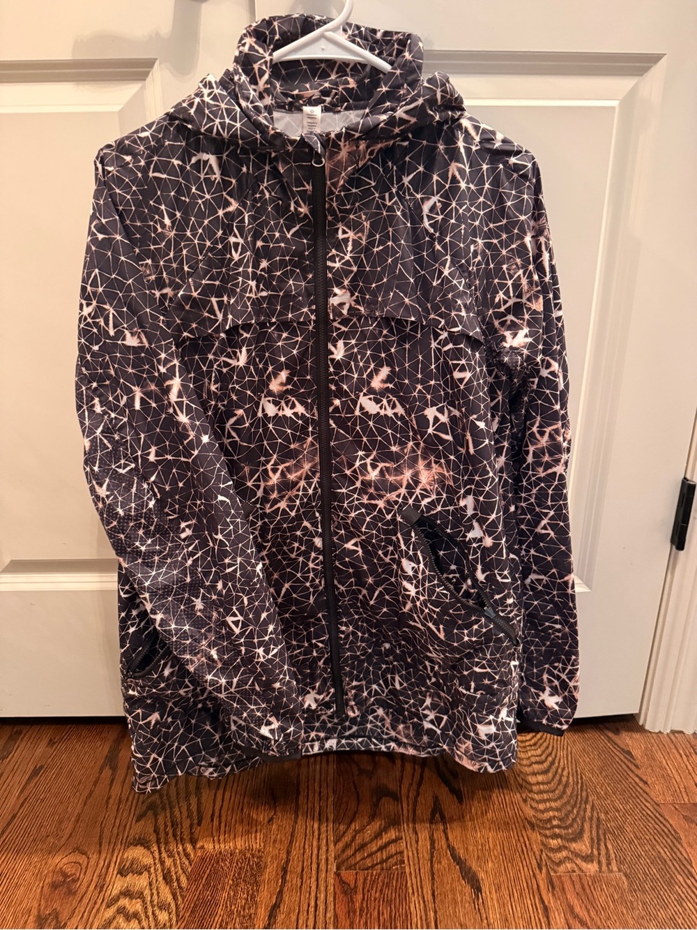 Lululemon Women’s Lightweight Hooded Jacket, size 10
